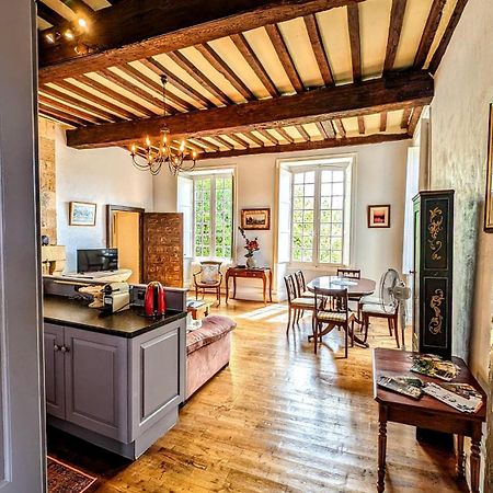Centrally Located Sarlat Apartment With Medieval Town Views エクステリア 写真
