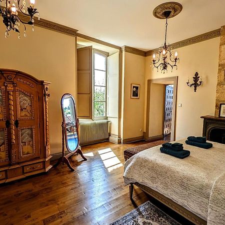 Centrally Located Sarlat Apartment With Medieval Town Views エクステリア 写真