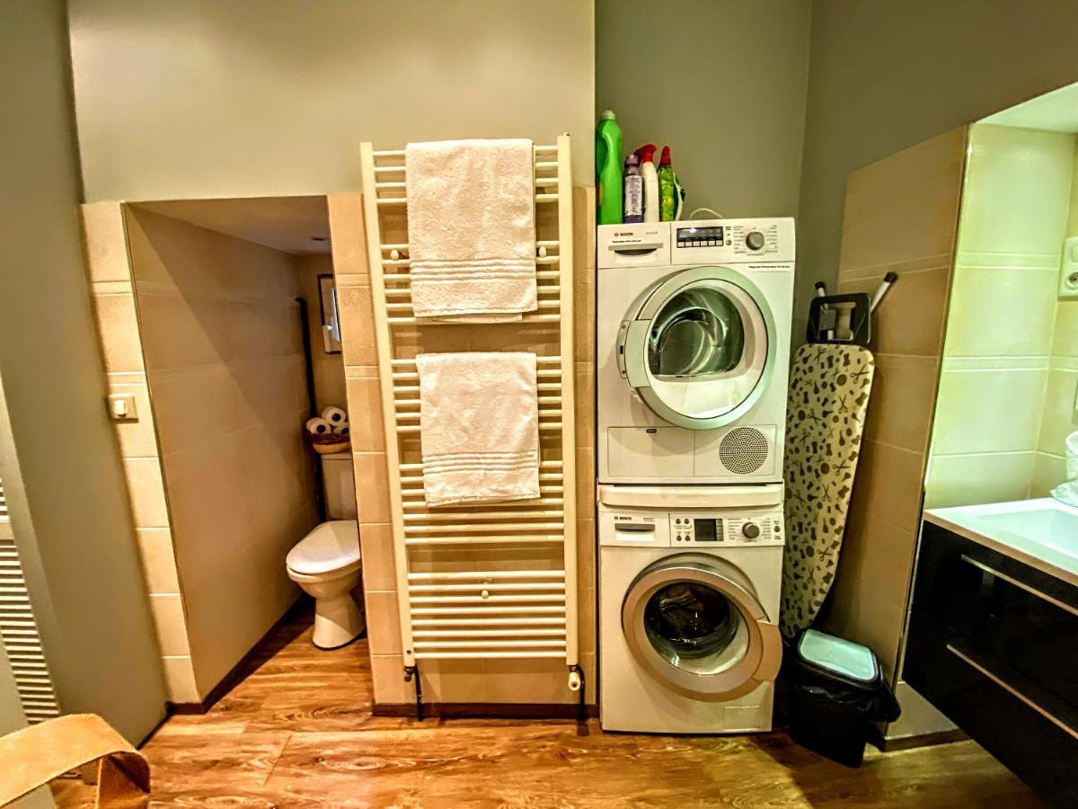 Centrally Located Sarlat Apartment With Medieval Town Views エクステリア 写真